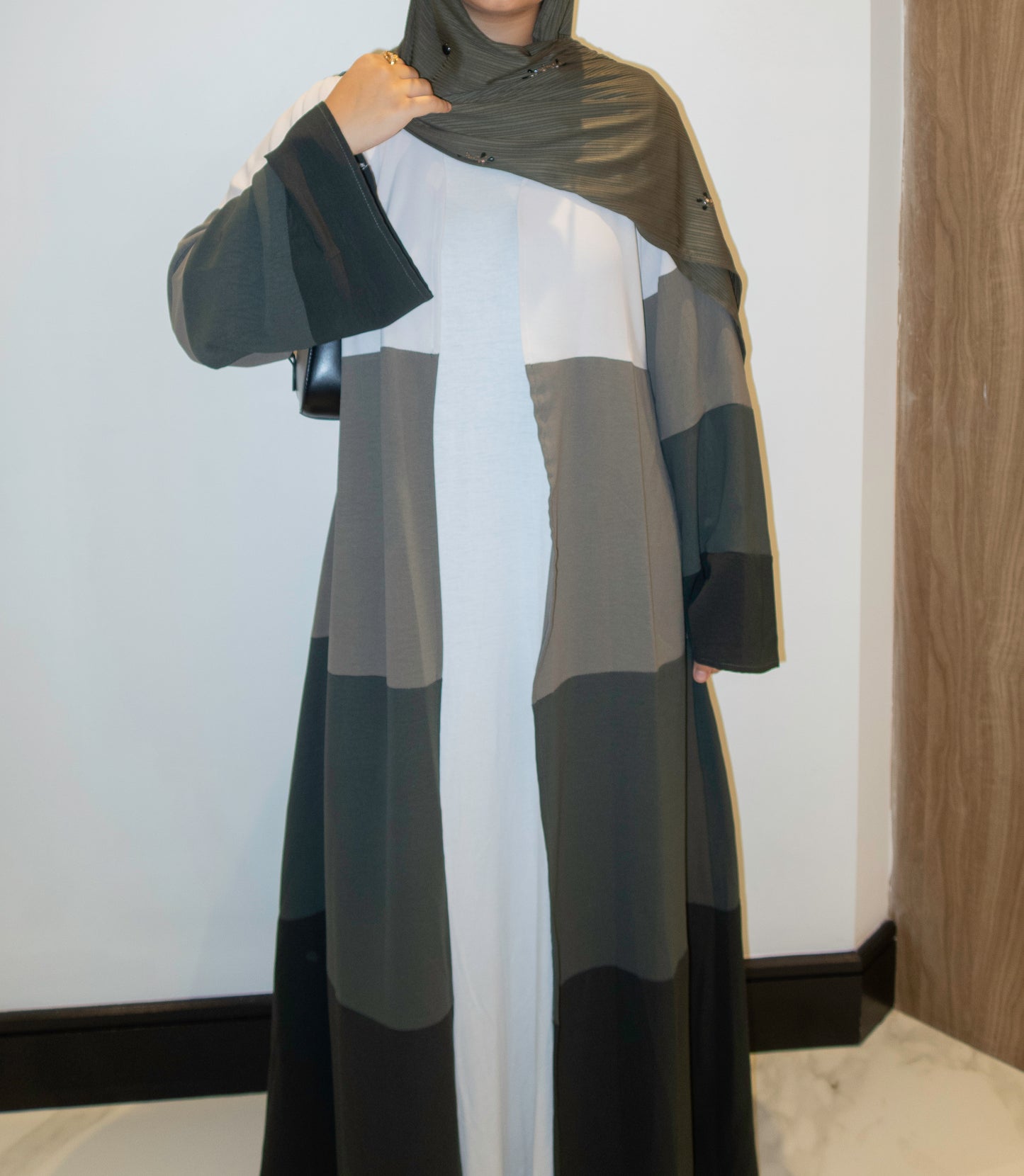 Aya Open Abaya